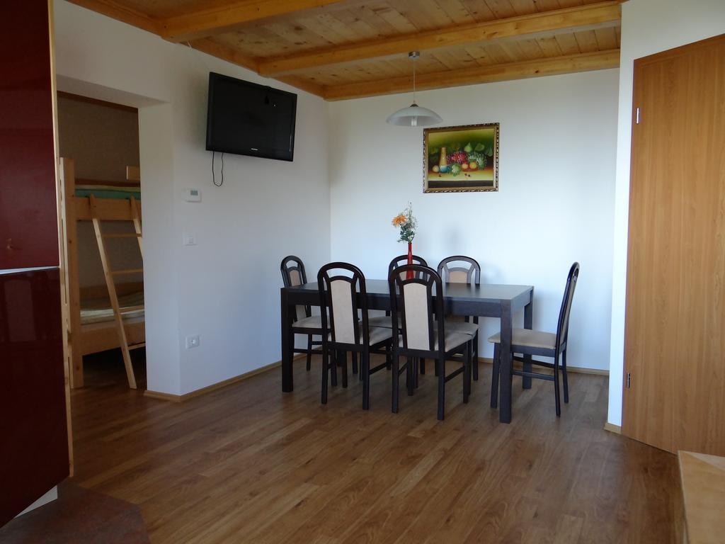 Apartments Trebusak Laze v Tuhinju Εξωτερικό φωτογραφία